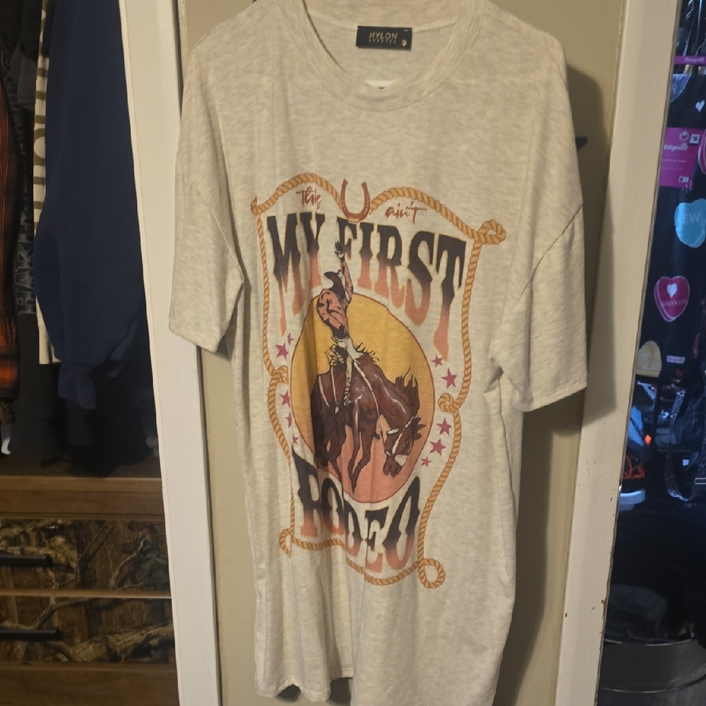 Urban Outfitters Cream Rodeo Graphic Tee/ Be Worn Like A Dress Even